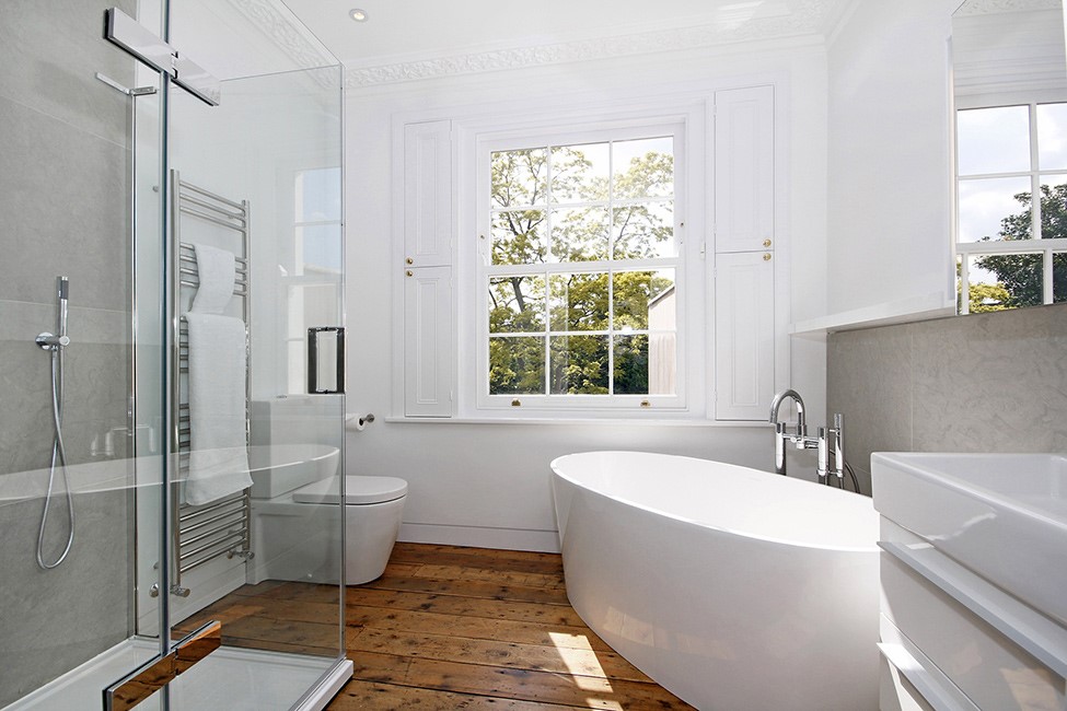 4 Signs That You Should Remodel Your Bathroom